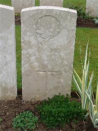 Etaples Military Cemetery - Shannon, Thomas Calander